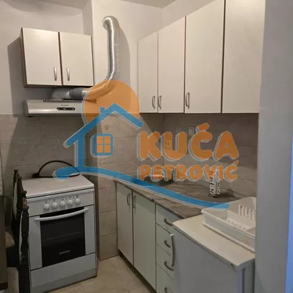 Dr Petra Vučinića | 4zida.rs