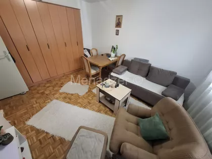 Sretena Mladenovica Mike  | 4zida.rs