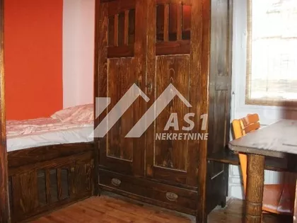 Petra Drapšina | 4zida.rs