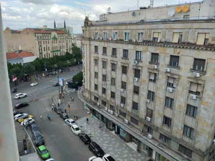 Trg Nikole Pašića | 4zida.rs