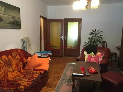 Mali Bajmok | 4zida.rs