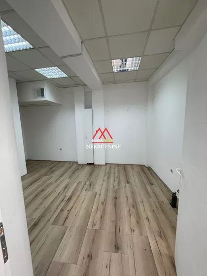 Zmaj Jovina | 4zida.rs