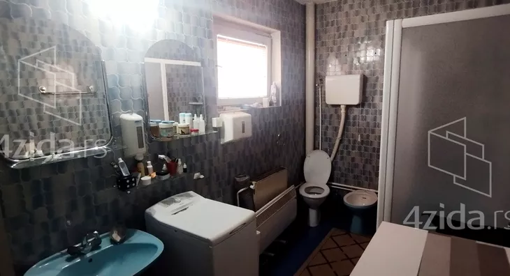 3-etažna kuća | 4zida