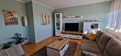 Kertvaroš | 4zida.rs