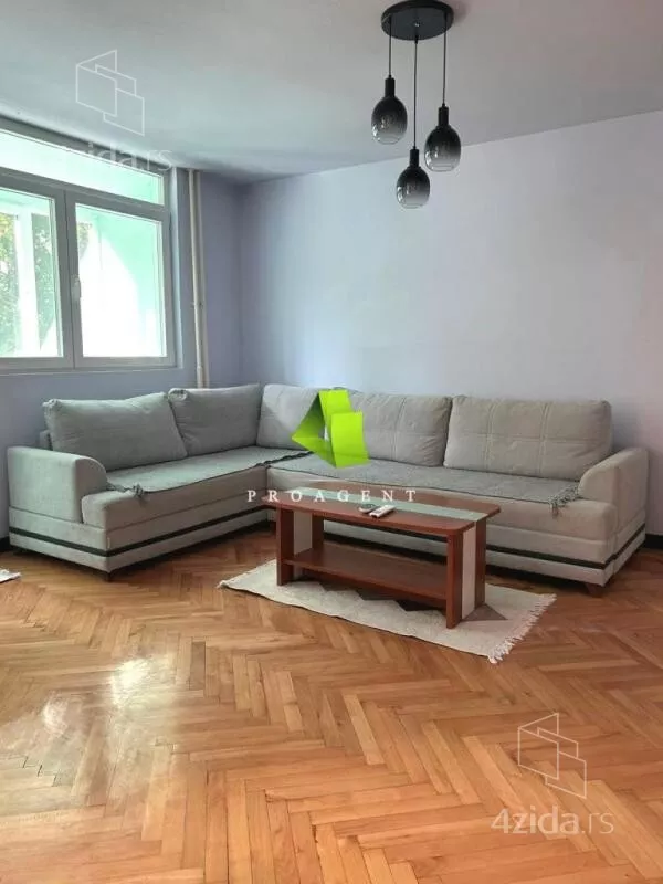 Kancelarija | 4zida