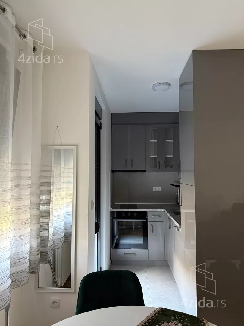 Garsonjera | 4zida