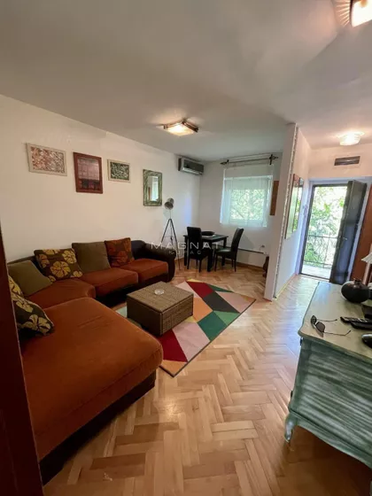 Karađorđeva | 4zida.rs