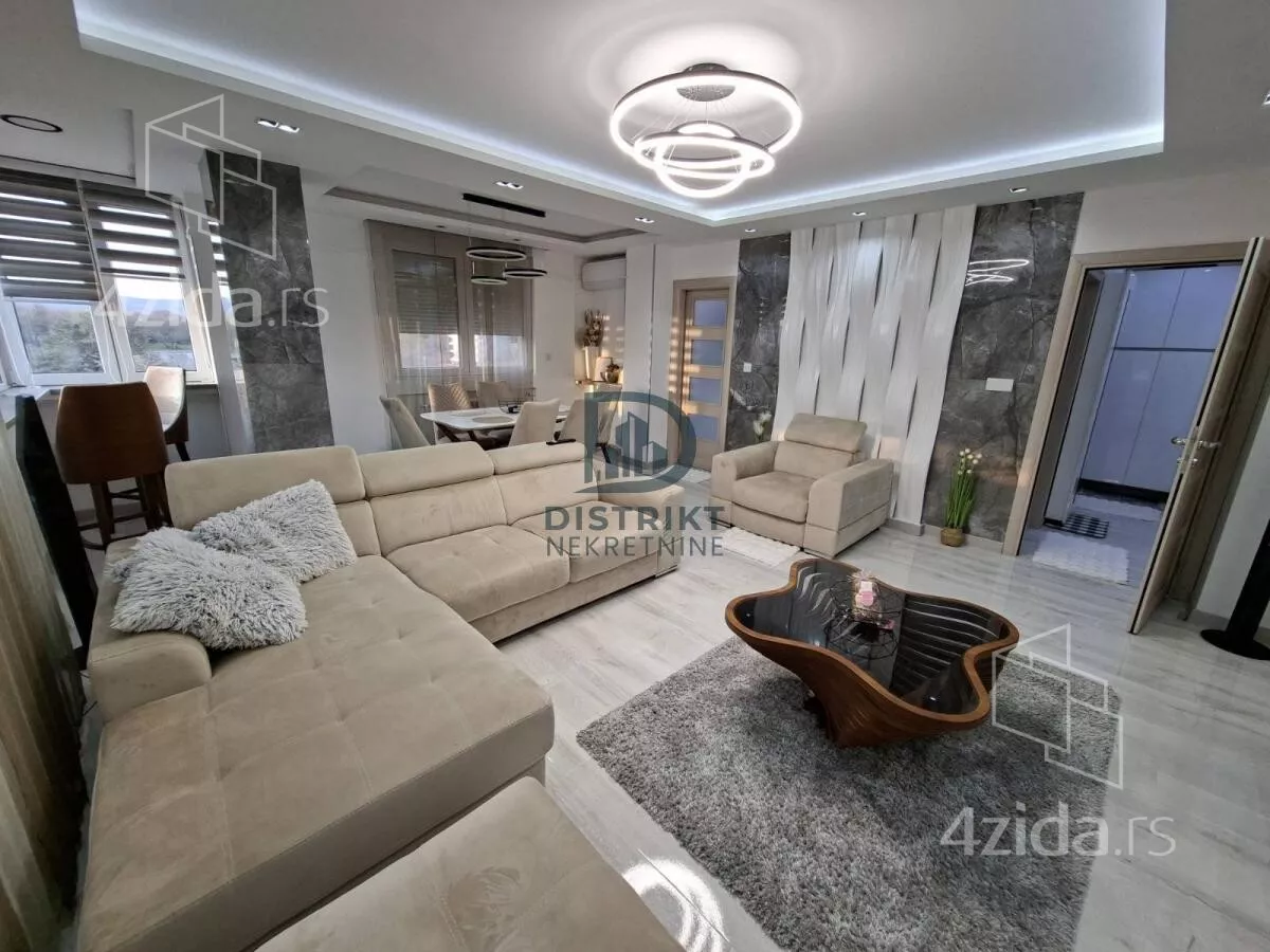 Troiposoban stan | 4zida