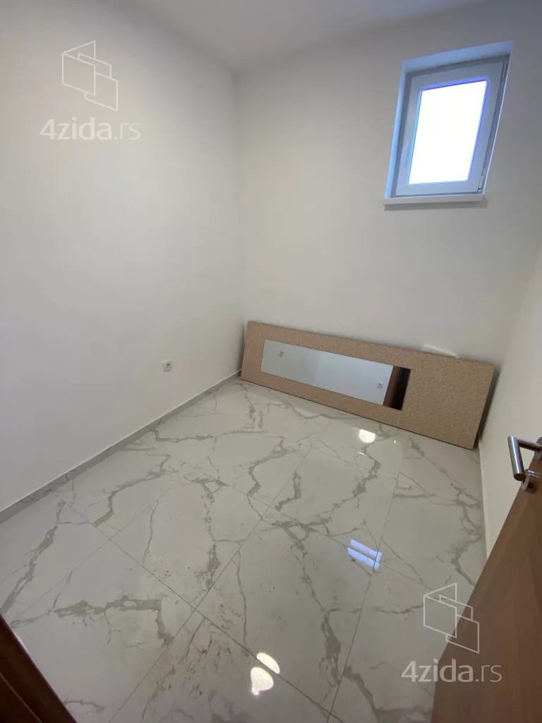 Osmosoban stan | 4zida