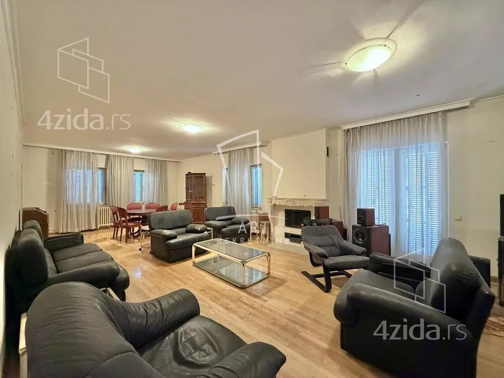 3-etažna kuća | 4zida