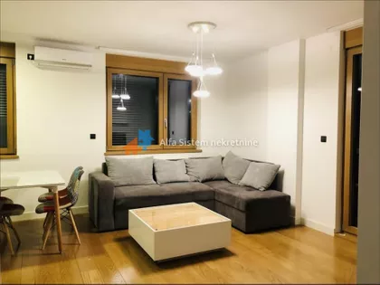 Južni Bulevar | 4zida.rs