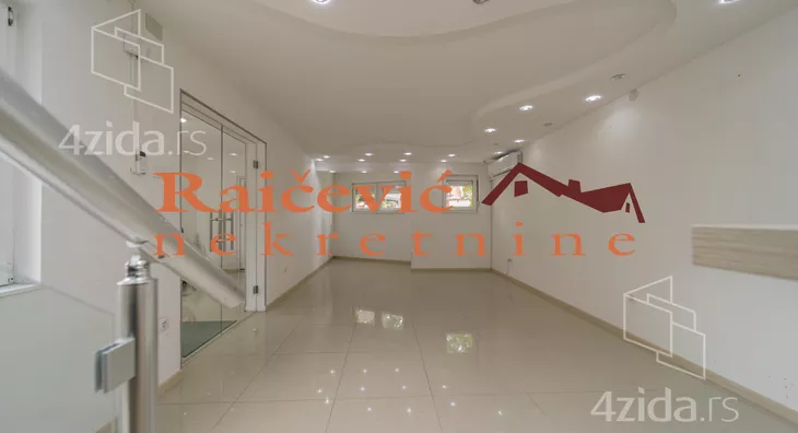 Poslovni prostor | 4zida