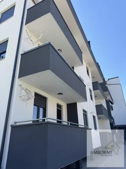Novi Banovci | 4zida.rs