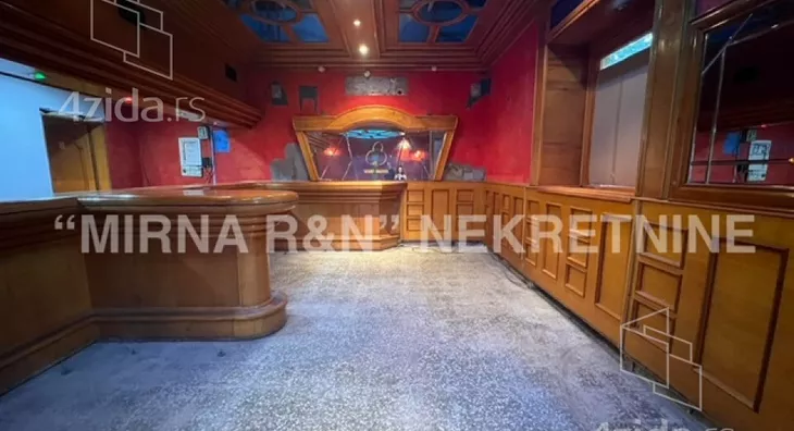 Poslovni prostor | 4zida