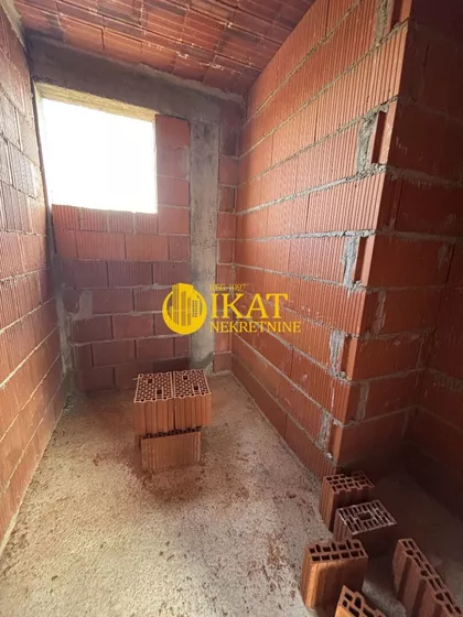 Jana Sikore | 4zida.rs