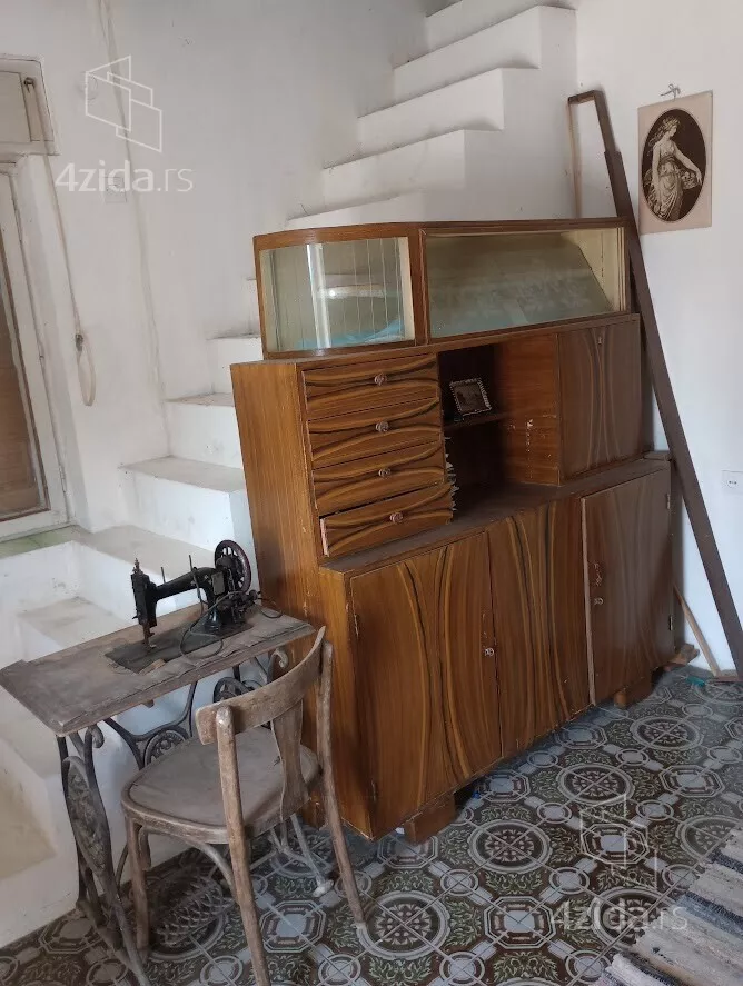 4-etažna kuća | 4zida