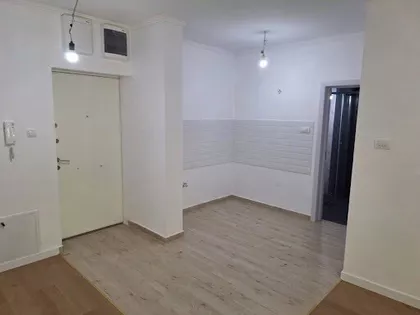 Dinka Zlatarića 19 | 4zida.rs