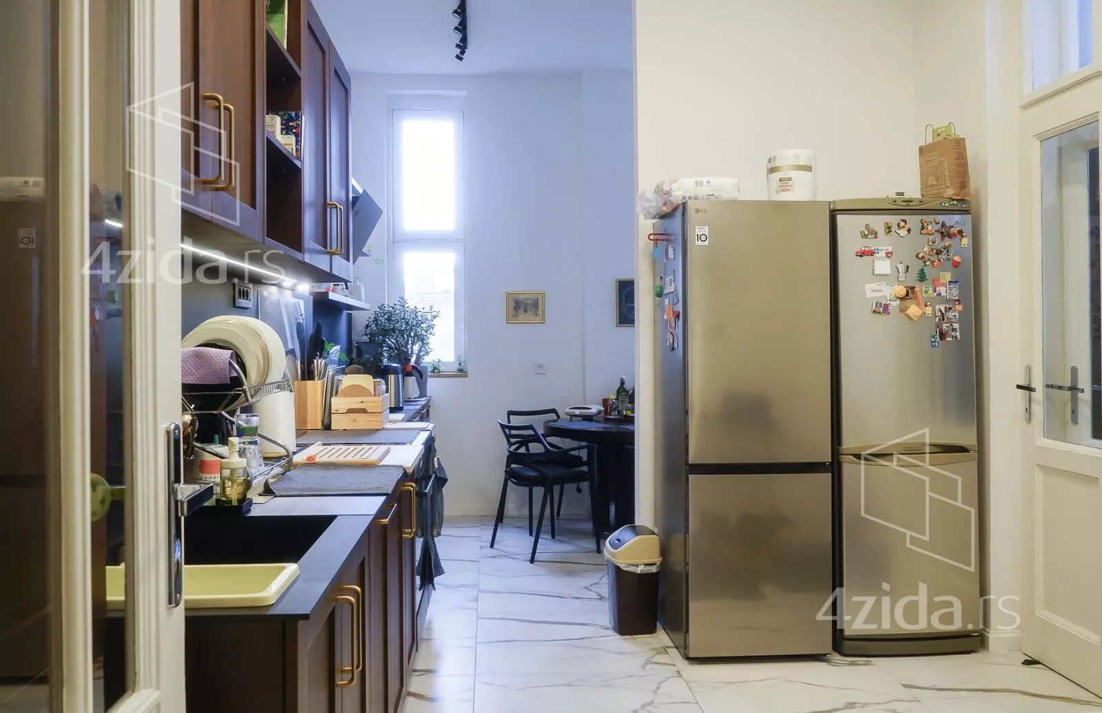 Petosoban stan | 4zida