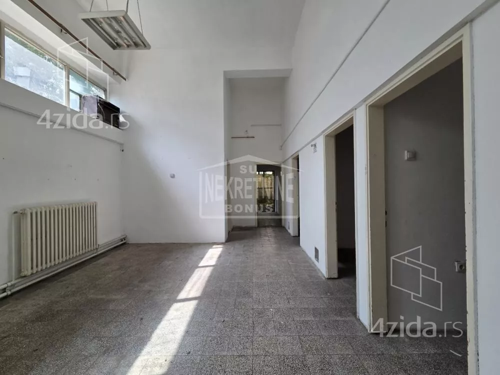 Poslovni prostor | 4zida