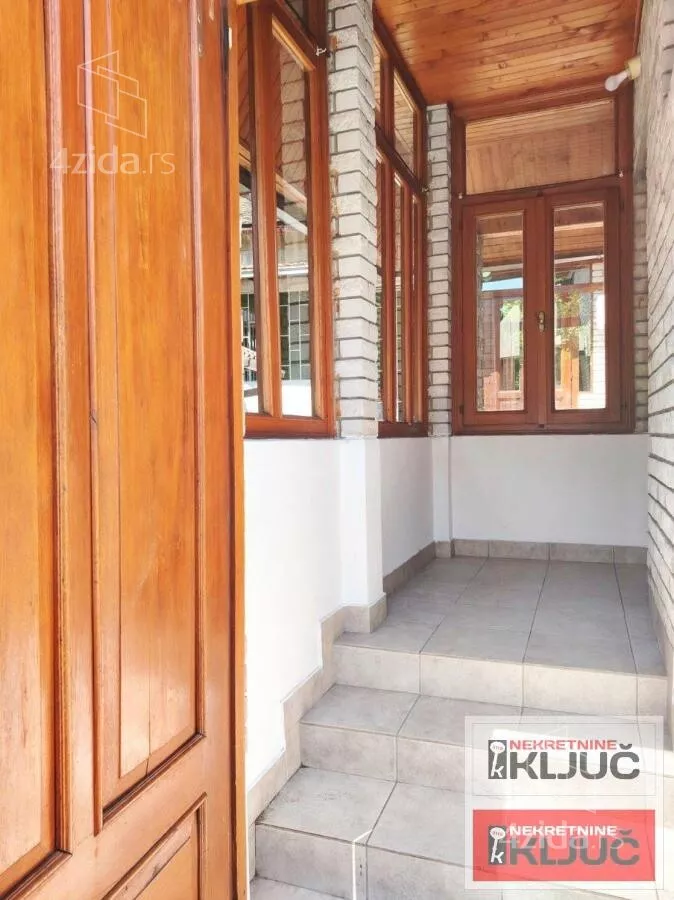 Kuća | 4zida
