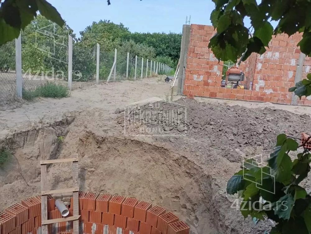 Građevinsko zemljište | 4zida