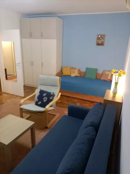 Mića Radakovića | 4zida.rs