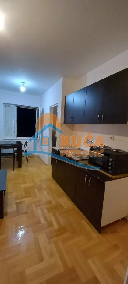 Strahinjića Bana | 4zida.rs