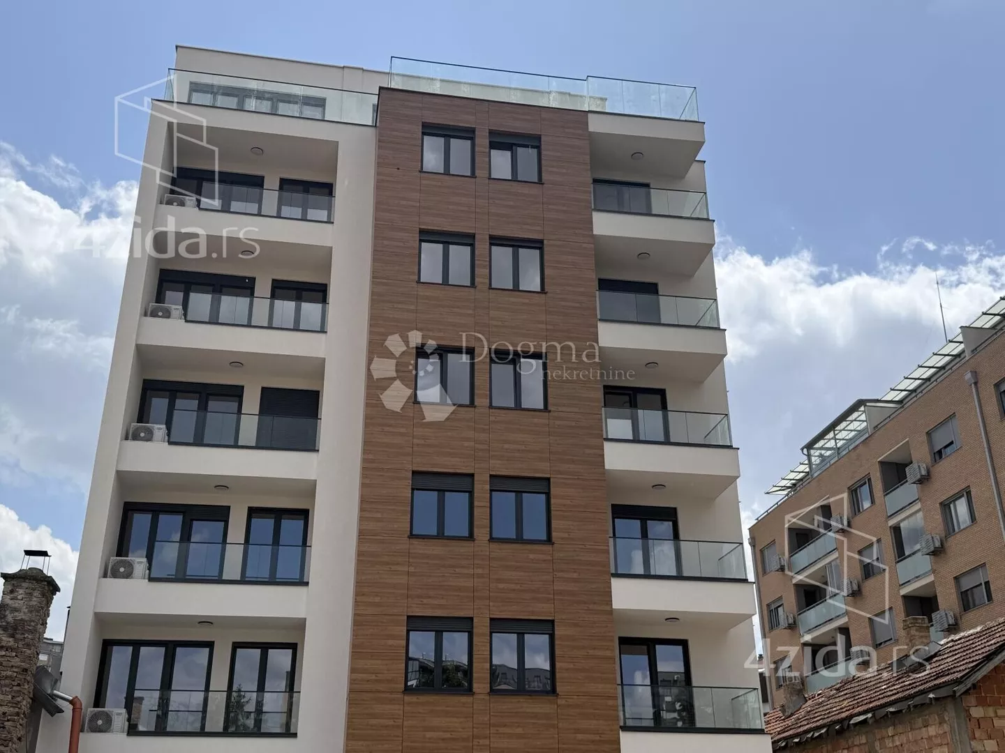 Četvorosoban stan | 4zida