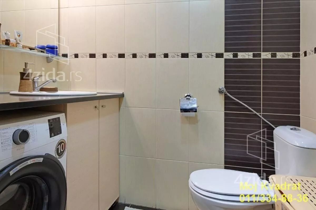 Šestosoban stan | 4zida