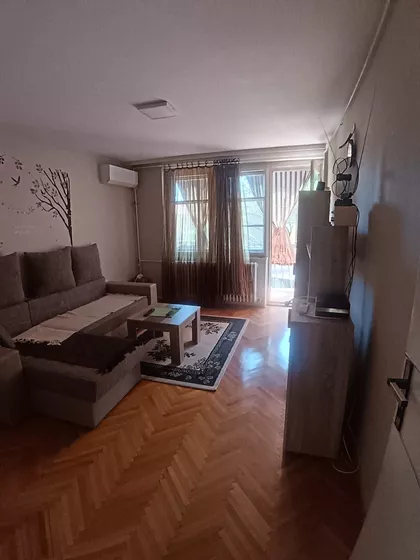 Vardarska | 4zida.rs
