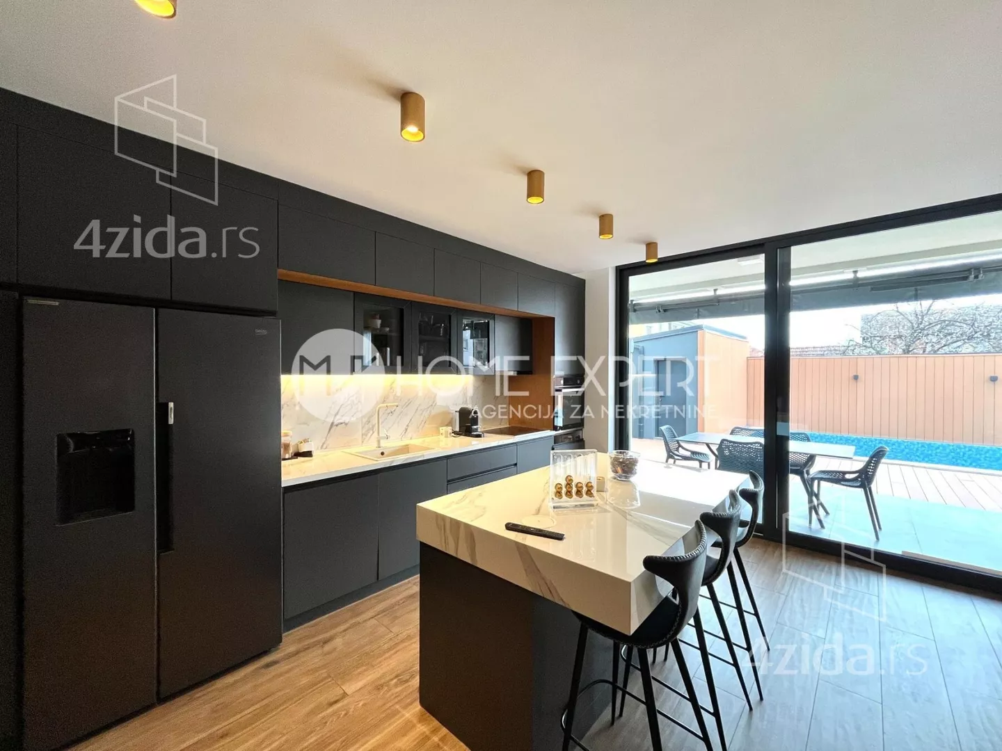 Kuća | 4zida