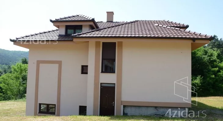 Kuća | 4zida
