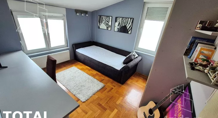 Šestosoban stan | 4zida