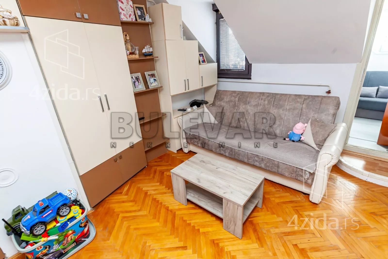 Četvorosoban stan | 4zida