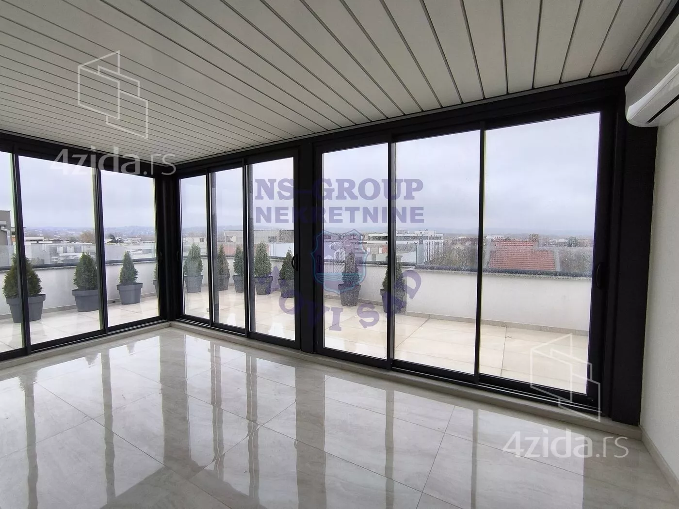 Petosoban stan | 4zida