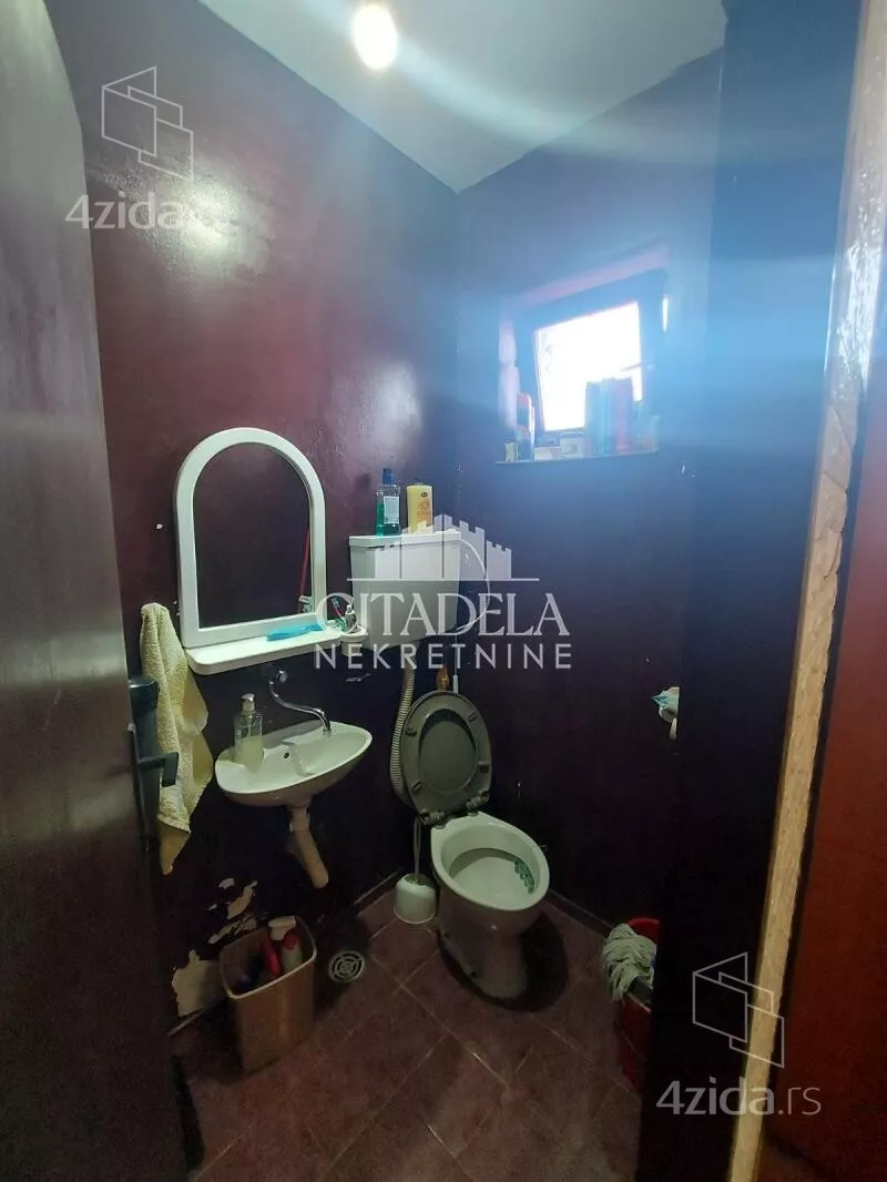 3-etažna kuća | 4zida