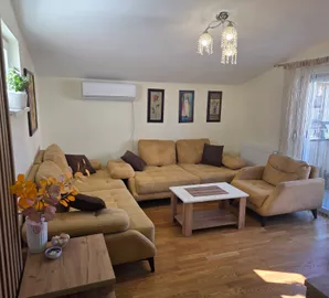 Mladenovac (mesto), Mladenovac opština, Beograd, 3.0 stan | 4zida.rs