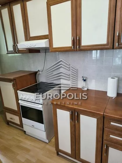 Avijatičarski trg | 4zida.rs