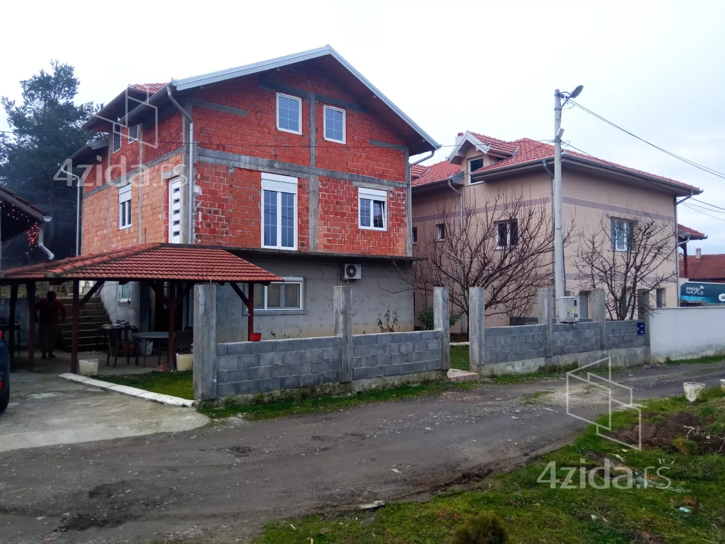 3-etažna kuća | 4zida