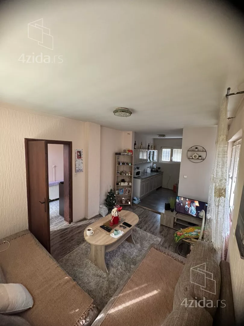 3-etažna kuća | 4zida