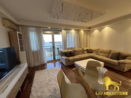 BULEVAR OSLOBOĐENJA | 4zida.rs