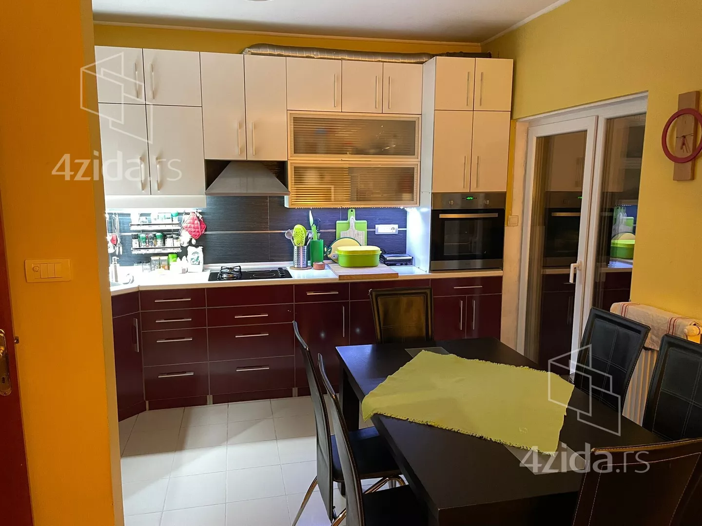 Četvorosoban stan | 4zida