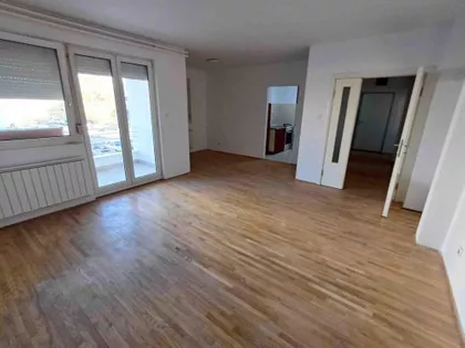 Partizanske avijacije | 4zida.rs