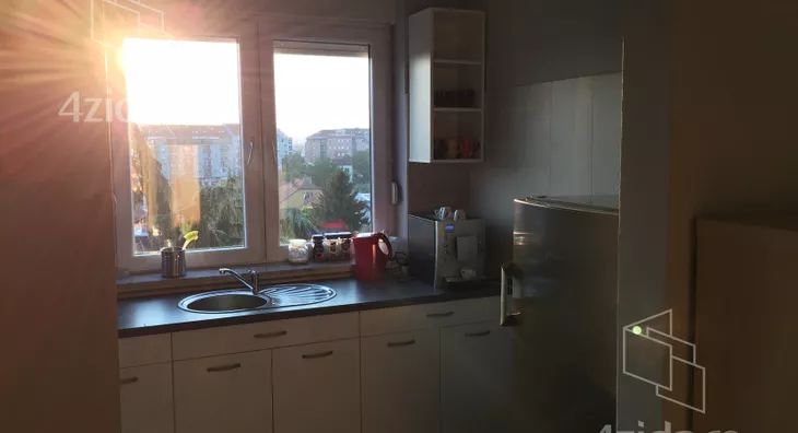 Kancelarija | 4zida
