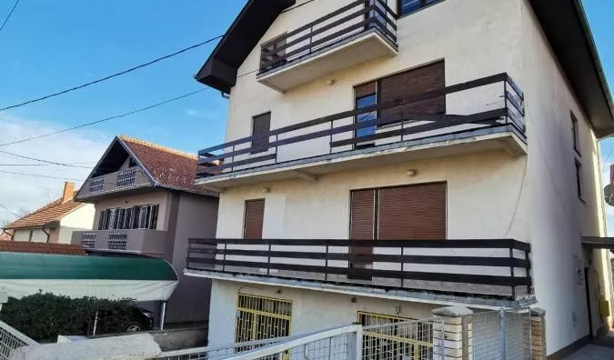 Kuća | 4zida