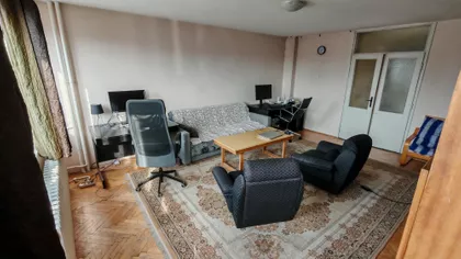 Cara Dušana 8 | 4zida.rs