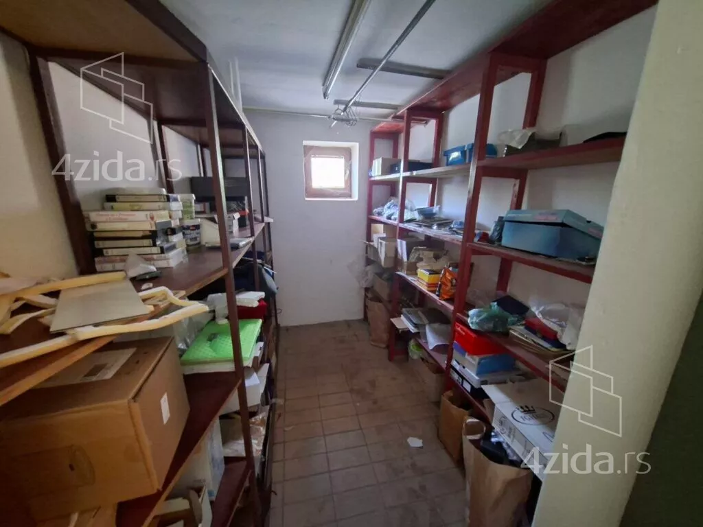 3-etažna kuća | 4zida