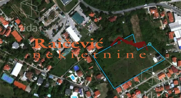 Plac | 4zida