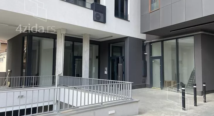 Poslovni prostor | 4zida