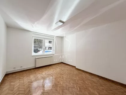 Internacionalnih brigada | 4zida.rs